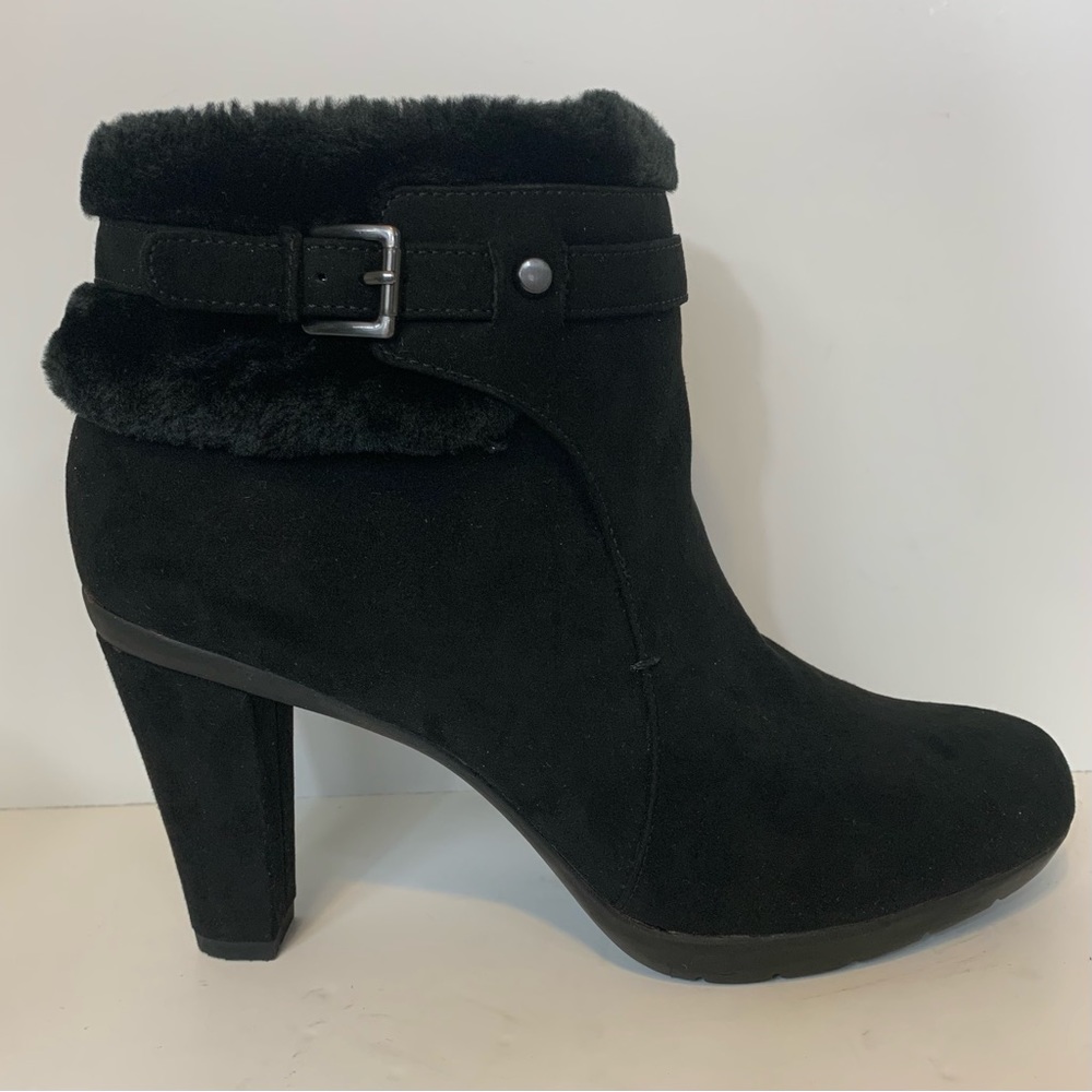 NIB NWT Liz Claiborne Scrappy Fur Topped high Heel Ankle Boot